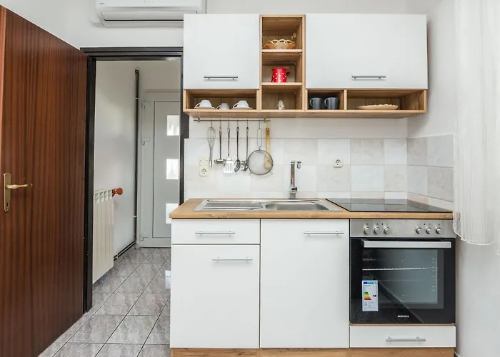 Napros 3 By Interhome Apartman